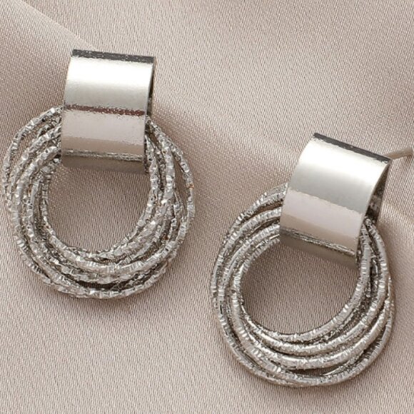 Silver Simple GeometricTwisted Design Alloy Stud Earrings - Picture 1 of 2
